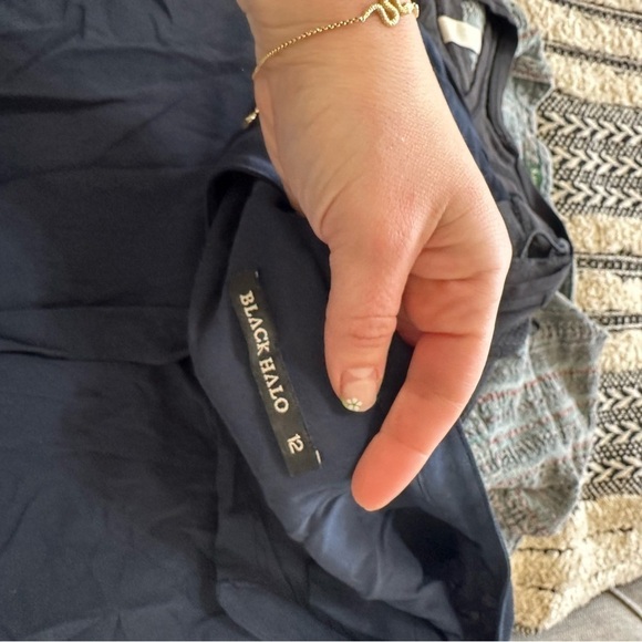 Black halo women’s button up sleeveless navy blue jumpsuit tapered leg size 12 - Picture 2 of 4